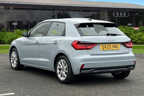 DV25HNU Audi A1 Sport 30 TFSI  116 PS 6-speed Thumbnail #3