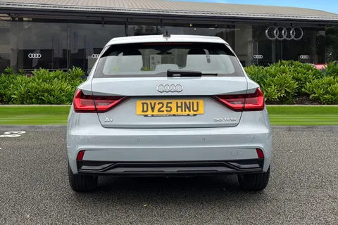 DV25HNU Audi A1 Sport 30 TFSI  116 PS 6-speed Thumbnail #5