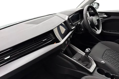 DV25HNU Audi A1 Sport 30 TFSI  116 PS 6-speed Thumbnail #10