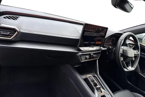 DG25XTZ CUPRA Leon 2.0 TSI VZ2 DSG Euro 6 (s/s) 5dr Thumbnail #16