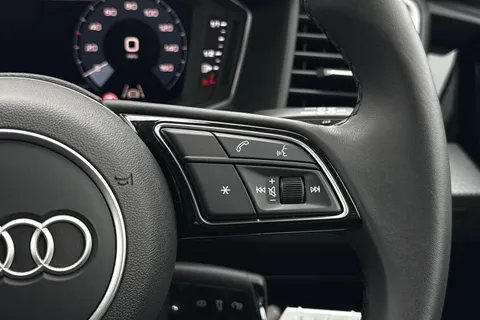 DV25HNU Audi A1 Sport 30 TFSI  116 PS 6-speed Thumbnail #35