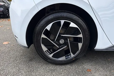 11 of 47 for Volkswagen ID.3 107KW Life Pro 58kWh 5dr Auto | Heated Seats | App Connect