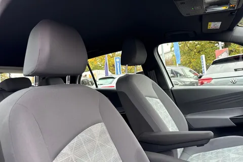 24 of 47 for Volkswagen ID.3 107KW Life Pro 58kWh 5dr Auto | Heated Seats | App Connect