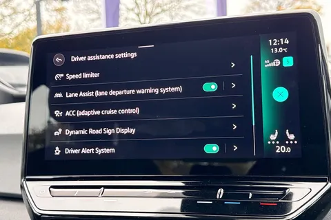 32 of 47 for Volkswagen ID.3 107KW Life Pro 58kWh 5dr Auto | Heated Seats | App Connect