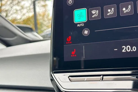 34 of 47 for Volkswagen ID.3 107KW Life Pro 58kWh 5dr Auto | Heated Seats | App Connect