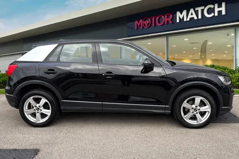 PJ70EVT Audi Q2 1.5 TFSI CoD 35 Sport Euro 6 (s/s) 5dr Thumbnail #4