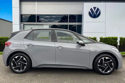 3 of 45 for Volkswagen ID.3 150kW Life Pro Performance 58kWh 5dr Auto | Heated Seats | App Connect