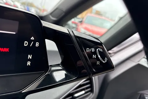 23 of 45 for Volkswagen ID.3 150kW Life Pro Performance 58kWh 5dr Auto | Heated Seats | App Connect