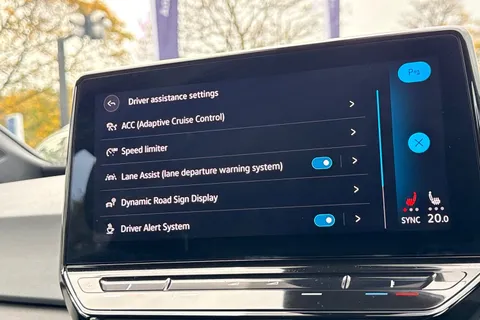 30 of 45 for Volkswagen ID.3 150kW Life Pro Performance 58kWh 5dr Auto | Heated Seats | App Connect