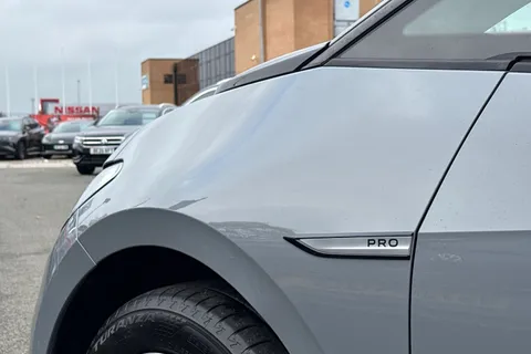 38 of 45 for Volkswagen ID.3 150kW Life Pro Performance 58kWh 5dr Auto | Heated Seats | App Connect