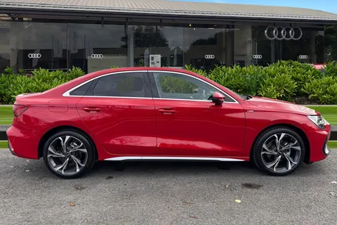  Audi A3 1.5 TFSI 30 S line Euro 6 (s/s) 4dr Thumbnail #4