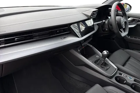  Audi A3 1.5 TFSI 30 S line Euro 6 (s/s) 4dr Thumbnail #15