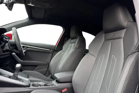  Audi A3 1.5 TFSI 30 S line Euro 6 (s/s) 4dr Thumbnail #16