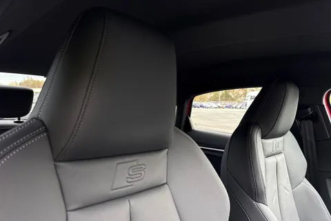  Audi A3 1.5 TFSI 30 S line Euro 6 (s/s) 4dr Thumbnail #24