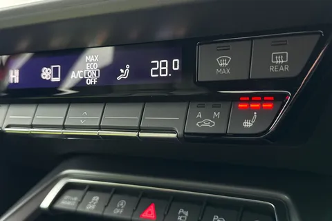  Audi A3 1.5 TFSI 30 S line Euro 6 (s/s) 4dr Thumbnail #39