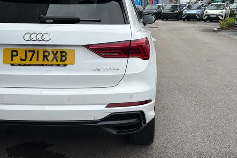 PJ71RXB Audi Q3 1.4 TFSIe 45 S line S Tronic Euro 6 (s/s) 5dr 13kWh Thumbnail #28