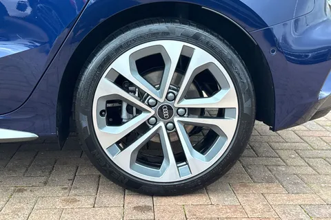 KO74HGJ Audi A3 S line 35 TFSI  150 PS S tronic Thumbnail #14