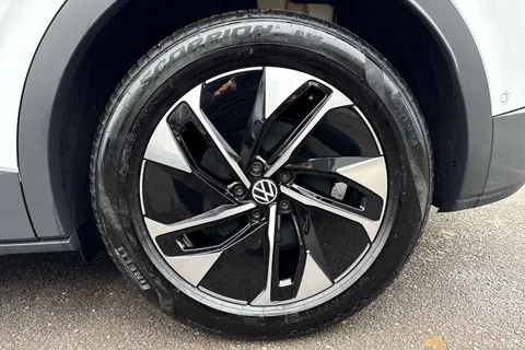 22 of 60 for Volkswagen ID.4 210kW Match Pro 77kWh 5dr Auto ⭐Rear camera, Park assist⭐