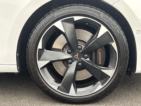 23 of 48 for CUPRA Leon 2.0 TSI VZ1 5dr DSG **PAN ROOF**