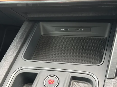 39 of 48 for CUPRA Leon 2.0 TSI VZ1 5dr DSG **PAN ROOF**