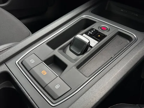 40 of 48 for CUPRA Leon 2.0 TSI VZ1 5dr DSG **PAN ROOF**