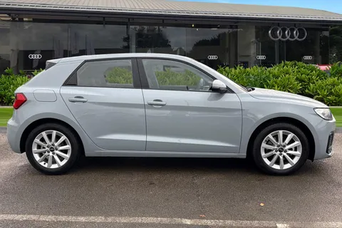 Audi A1 1.0 TFSI 30 Sport Sportback 5dr Petrol Manual Euro 6 (s/s) (116 ps) Thumbnail #3