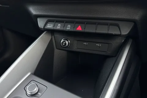 Audi A1 1.0 TFSI 30 Sport Sportback 5dr Petrol Manual Euro 6 (s/s) (116 ps) Thumbnail #28