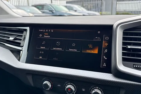 Audi A1 1.0 TFSI 30 Sport Sportback 5dr Petrol Manual Euro 6 (s/s) (116 ps) Thumbnail #38