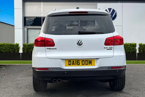 4 of 42 for Volkswagen Tiguan 2.0 TDi BlueMotion Tech Match Edition 150 DSG | Heated Seats | Luggage Pack