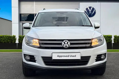 6 of 42 for Volkswagen Tiguan 2.0 TDi BlueMotion Tech Match Edition 150 DSG | Heated Seats | Luggage Pack