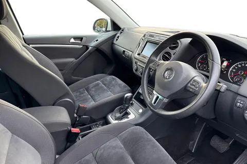 8 of 42 for Volkswagen Tiguan 2.0 TDi BlueMotion Tech Match Edition 150 DSG | Heated Seats | Luggage Pack