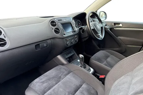 9 of 42 for Volkswagen Tiguan 2.0 TDi BlueMotion Tech Match Edition 150 DSG | Heated Seats | Luggage Pack