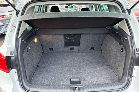 10 of 42 for Volkswagen Tiguan 2.0 TDi BlueMotion Tech Match Edition 150 DSG | Heated Seats | Luggage Pack