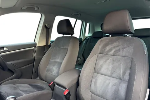 11 of 42 for Volkswagen Tiguan 2.0 TDi BlueMotion Tech Match Edition 150 DSG | Heated Seats | Luggage Pack