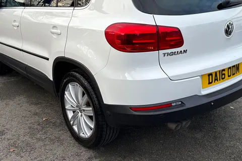 16 of 42 for Volkswagen Tiguan 2.0 TDi BlueMotion Tech Match Edition 150 DSG | Heated Seats | Luggage Pack