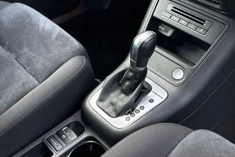 20 of 42 for Volkswagen Tiguan 2.0 TDi BlueMotion Tech Match Edition 150 DSG | Heated Seats | Luggage Pack