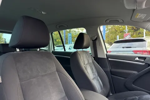 21 of 42 for Volkswagen Tiguan 2.0 TDi BlueMotion Tech Match Edition 150 DSG | Heated Seats | Luggage Pack