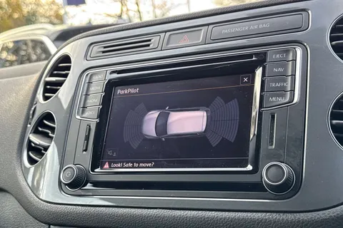 28 of 42 for Volkswagen Tiguan 2.0 TDi BlueMotion Tech Match Edition 150 DSG | Heated Seats | Luggage Pack