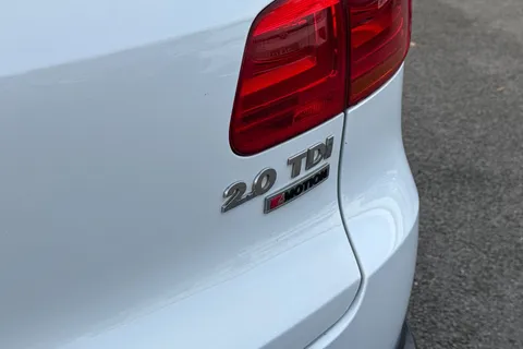 34 of 42 for Volkswagen Tiguan 2.0 TDi BlueMotion Tech Match Edition 150 DSG | Heated Seats | Luggage Pack