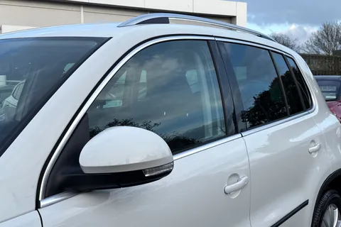 35 of 42 for Volkswagen Tiguan 2.0 TDi BlueMotion Tech Match Edition 150 DSG | Heated Seats | Luggage Pack