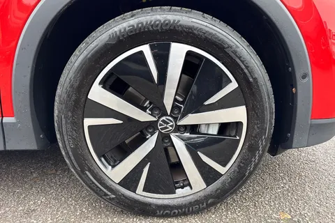 KP25EFY Volkswagen Tiguan 2.0 TDI Elegance 5dr DSG⭐Sunroof, IQ Matrix Light, Infotainment Pack Plus⭐ Thumbnail #10