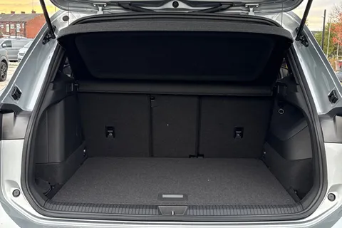 MW25VNG Volkswagen Tiguan 1.5 TSI 272 eHybrid R-Line 5dr DSG **MATRIX LIGHTS, INFO PACK PLUS, DRIVER Thumbnail #7