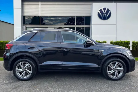 DE25KFT Volkswagen T-Roc 1.5 TSI R-Line 5dr DSG | Heated Seats | ACC Thumbnail #4
