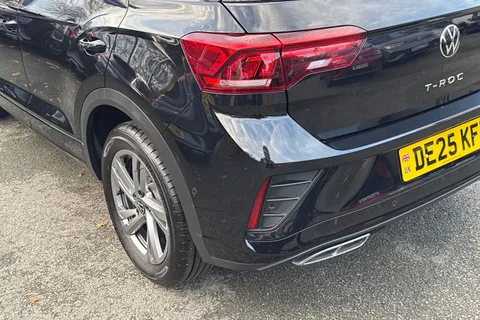 DE25KFT Volkswagen T-Roc 1.5 TSI R-Line 5dr DSG | Heated Seats | ACC Thumbnail #9