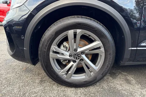 DE25KFT Volkswagen T-Roc 1.5 TSI R-Line 5dr DSG | Heated Seats | ACC Thumbnail #14