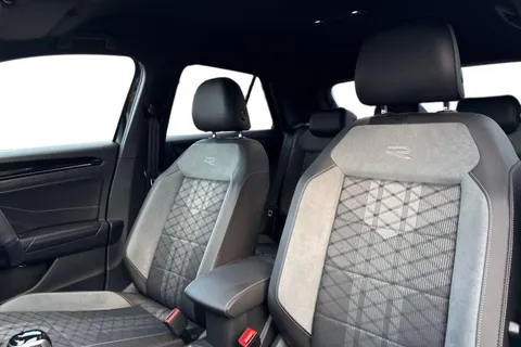 DE25KFT Volkswagen T-Roc 1.5 TSI R-Line 5dr DSG | Heated Seats | ACC Thumbnail #17