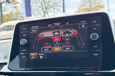 DE25KFT Volkswagen T-Roc 1.5 TSI R-Line 5dr DSG | Heated Seats | ACC Thumbnail #23