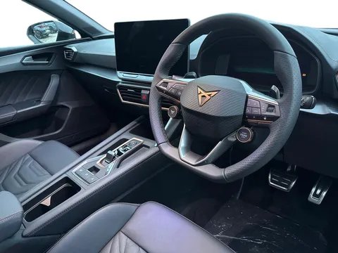 CUPRA Leon 1.5 eTSI Shadow Edition DSG Euro 6 (s/s) 5dr Thumbnail #7