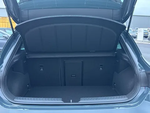 CUPRA Leon 1.5 eTSI Shadow Edition DSG Euro 6 (s/s) 5dr Thumbnail #9