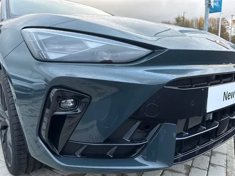 CUPRA Leon 1.5 eTSI Shadow Edition DSG Euro 6 (s/s) 5dr Thumbnail #16
